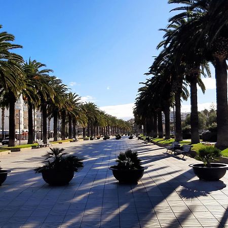 Apartamento En 1ª Linea De Mar En Salou Kültér fotó