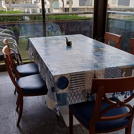 Apartamento En 1ª Linea De Mar En Salou Kültér fotó