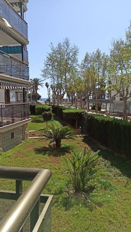 Apartamento En 1ª Linea De Mar En Salou Kültér fotó